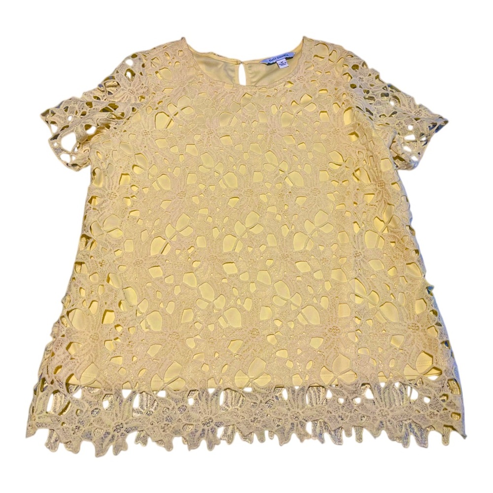 Emily Daniels Yellow Floral Lace Lined Short Sleeve Top Size Medium